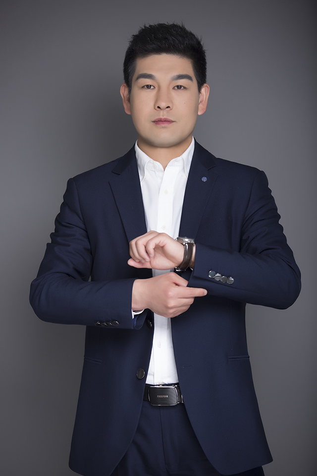 余健